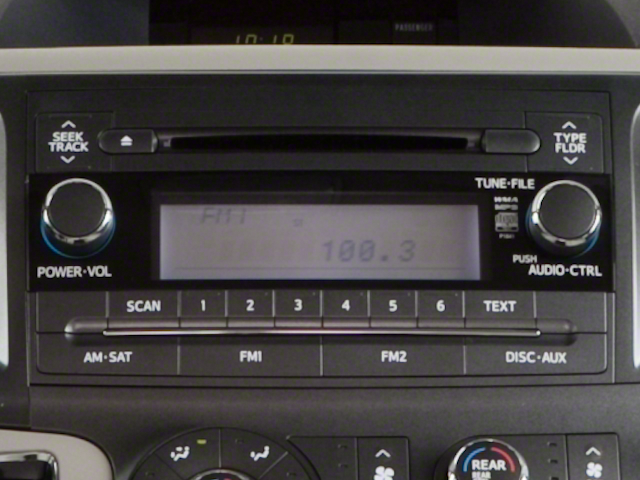 2012 Toyota Sienna LE 4D Passenger Van