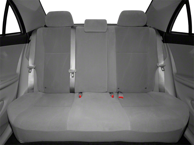 2013 Toyota Corolla L 4D Sedan