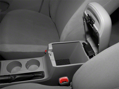 2013 Toyota Corolla L 4D Sedan