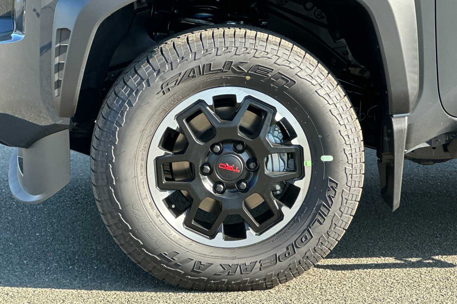 2026 Toyota Tacoma i-FORCE MAX Tacoma TRD Off-Road