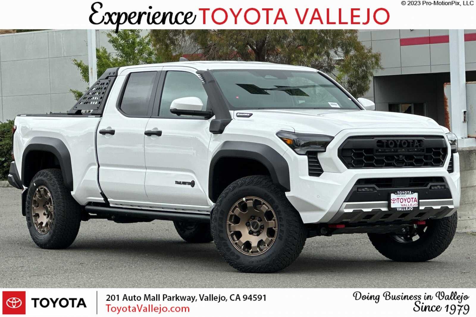 2026 Toyota Tacoma i-FORCE MAX Tacoma Trailhunter