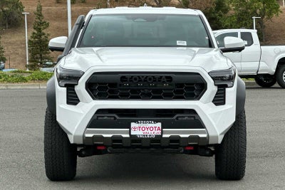 2026 Toyota Tacoma i-FORCE MAX Tacoma Trailhunter