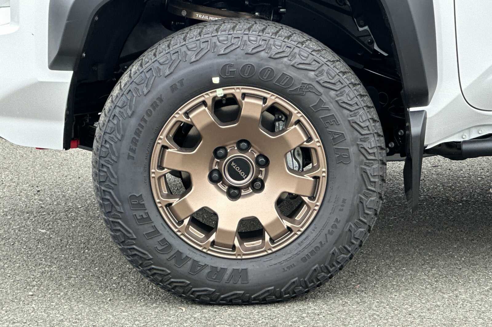2026 Toyota Tacoma i-FORCE MAX Tacoma Trailhunter