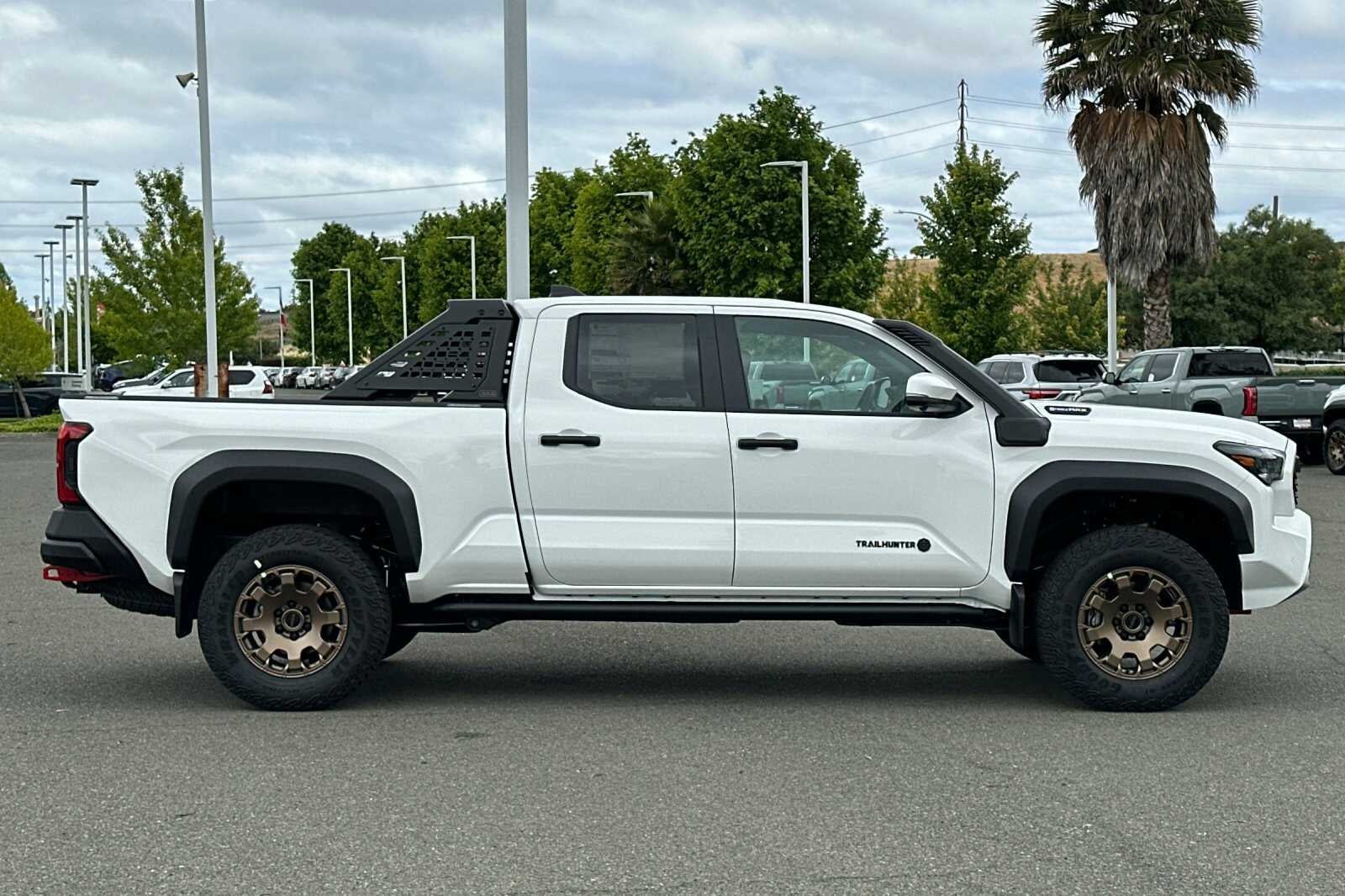 2026 Toyota Tacoma i-FORCE MAX Tacoma Trailhunter