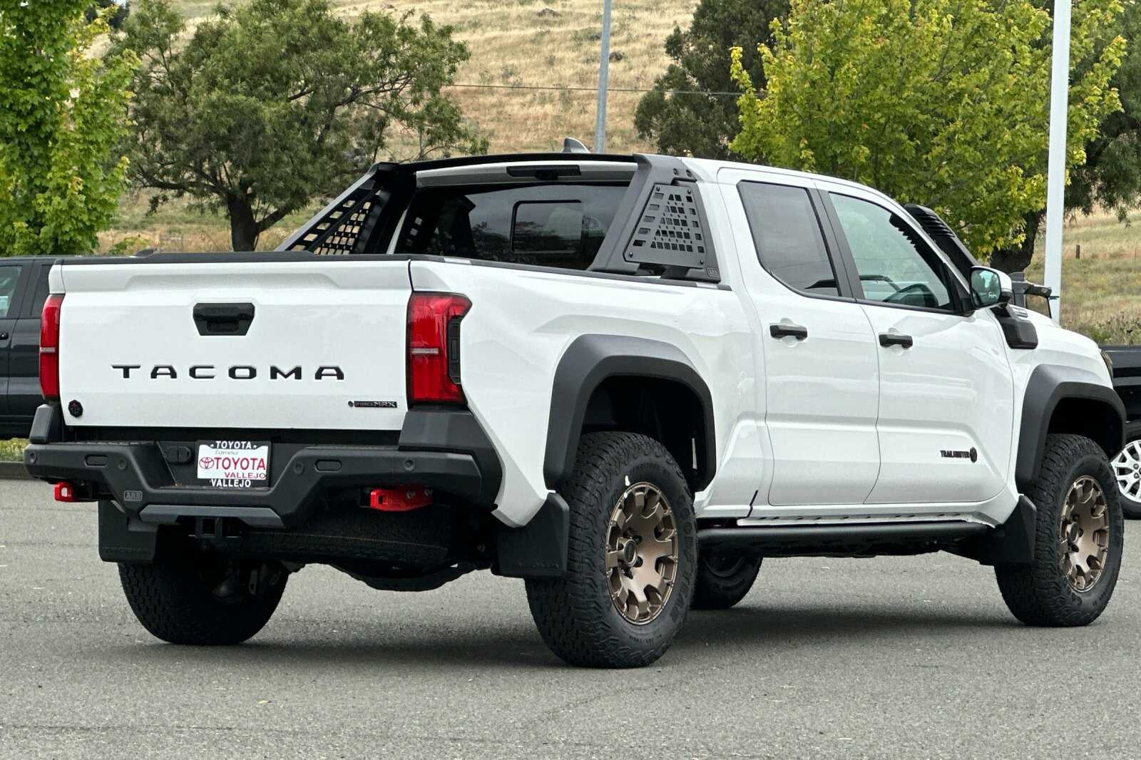 2026 Toyota Tacoma i-FORCE MAX Tacoma Trailhunter