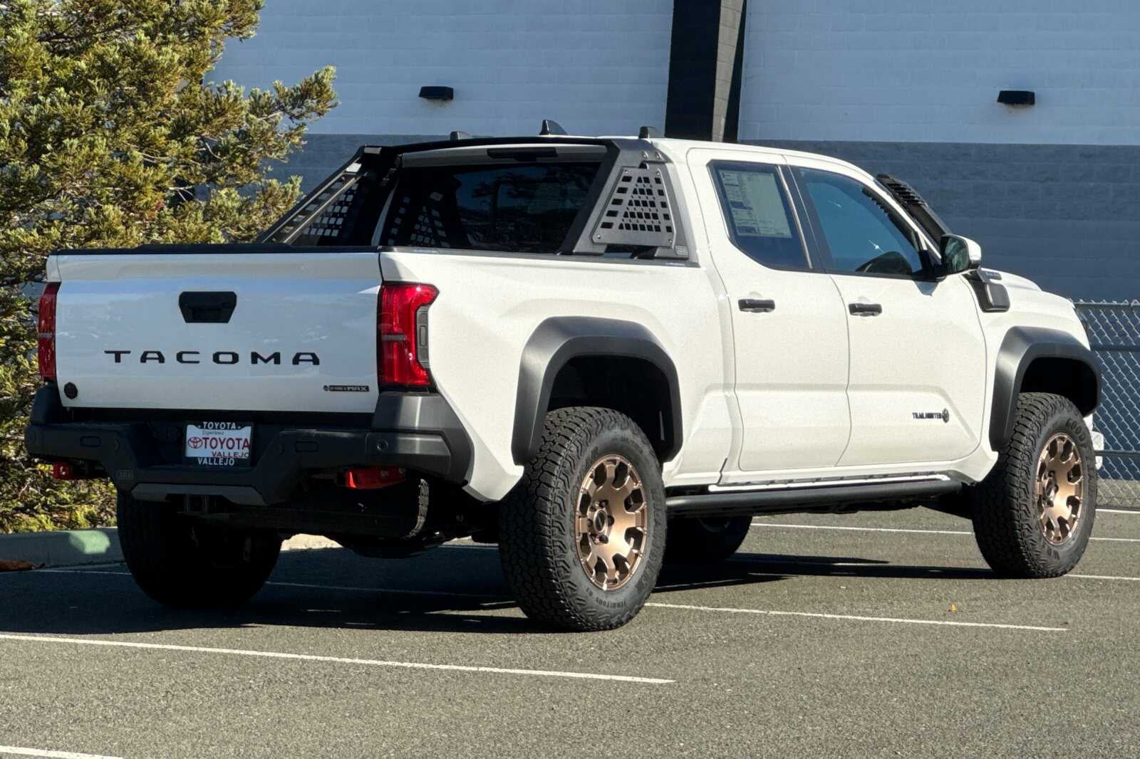2025 Toyota Tacoma i-FORCE MAX Tacoma Trailhunter