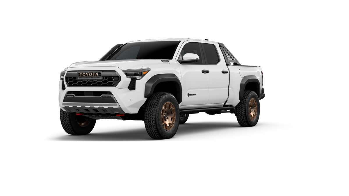 2025 Toyota Tacoma i-FORCE MAX Tacoma Trailhunter