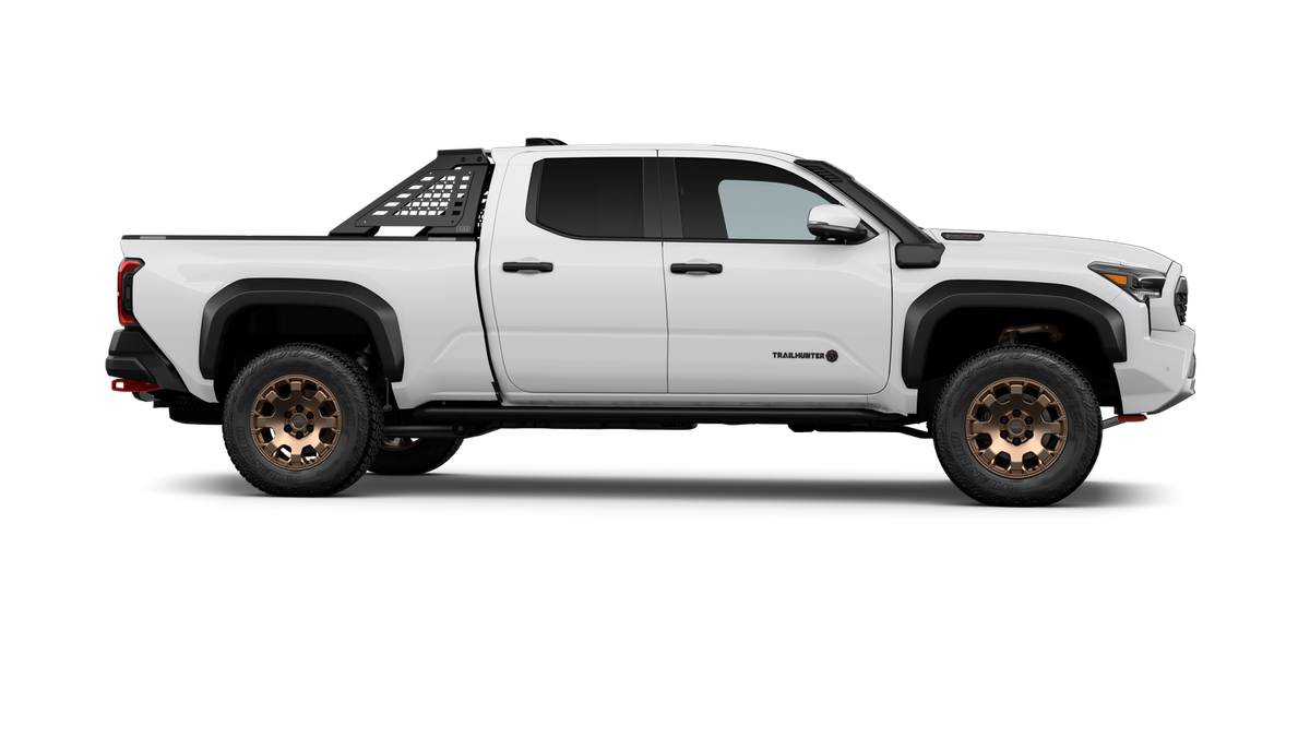 2025 Toyota Tacoma i-FORCE MAX Tacoma Trailhunter