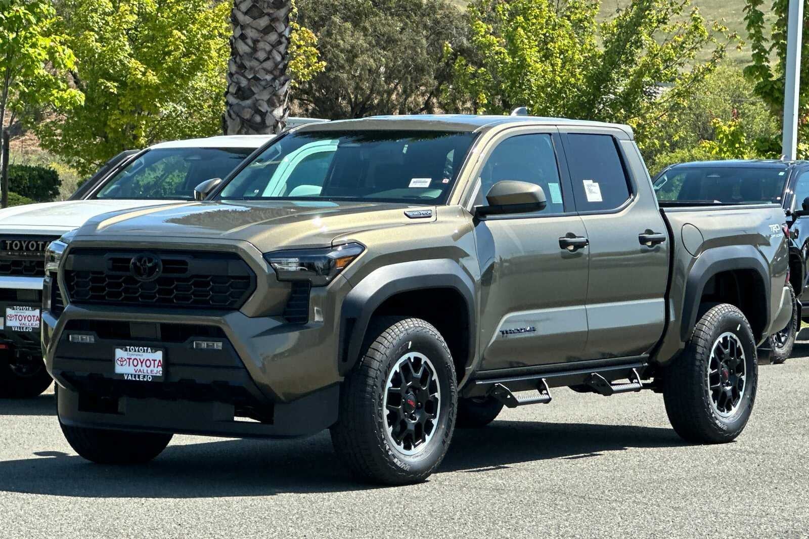 2026 Toyota Tacoma i-FORCE MAX Tacoma TRD Off-Road