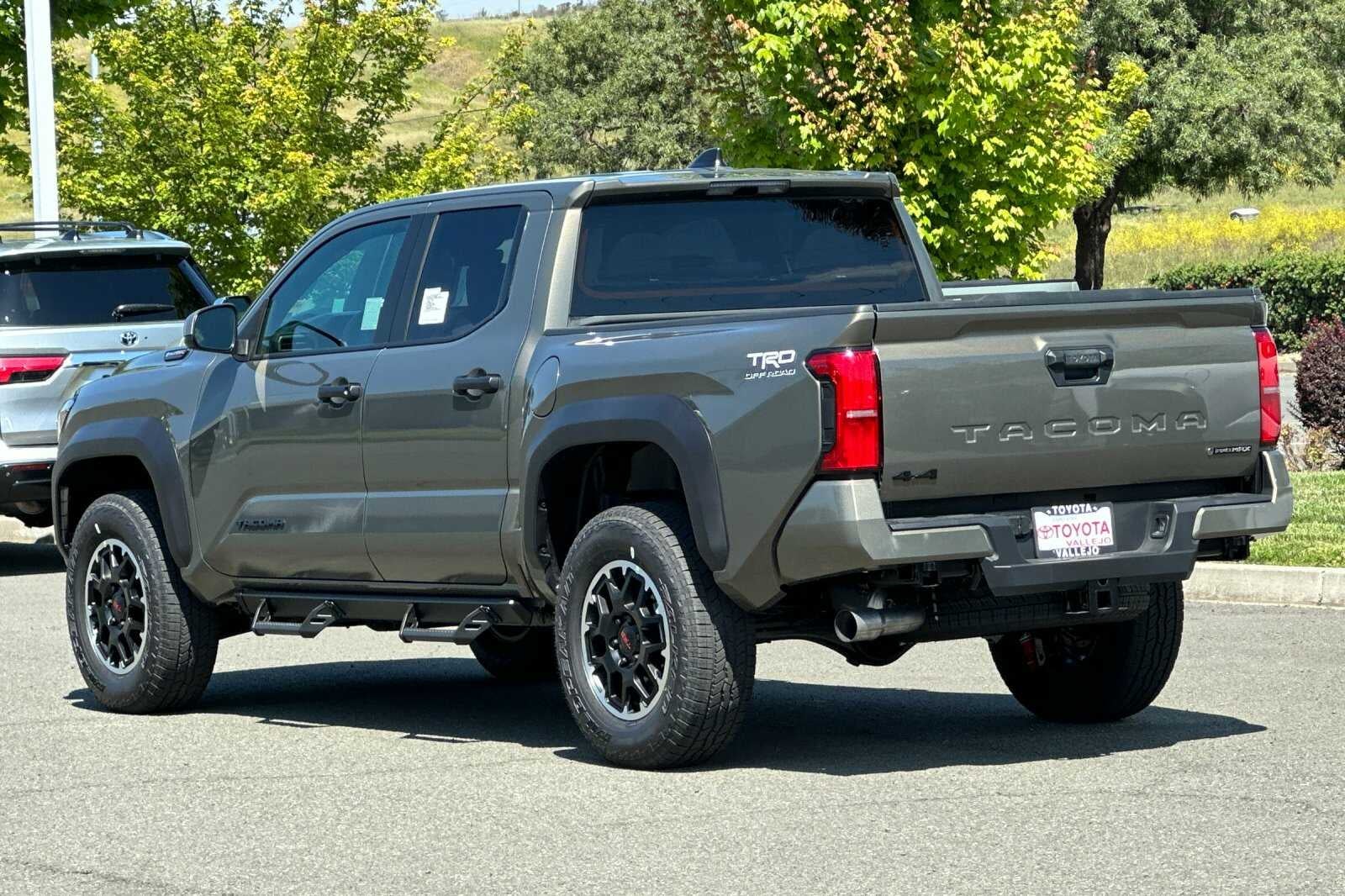 2026 Toyota Tacoma i-FORCE MAX Tacoma TRD Off-Road