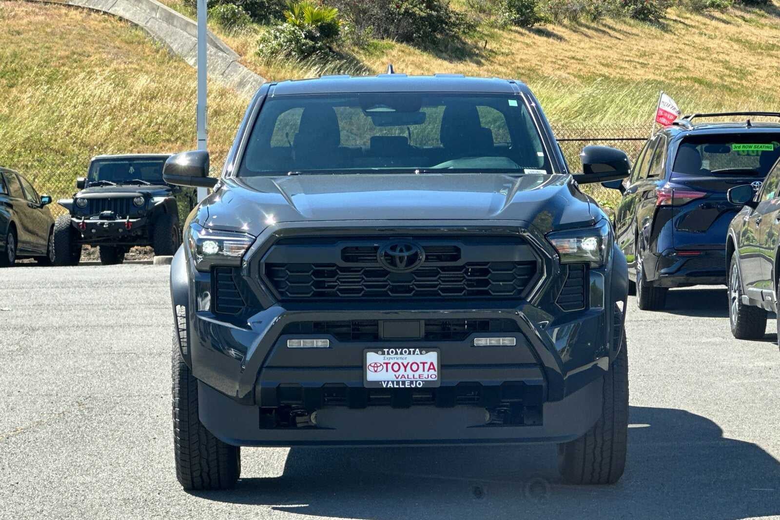 2026 Toyota Tacoma i-FORCE MAX Tacoma TRD Off-Road