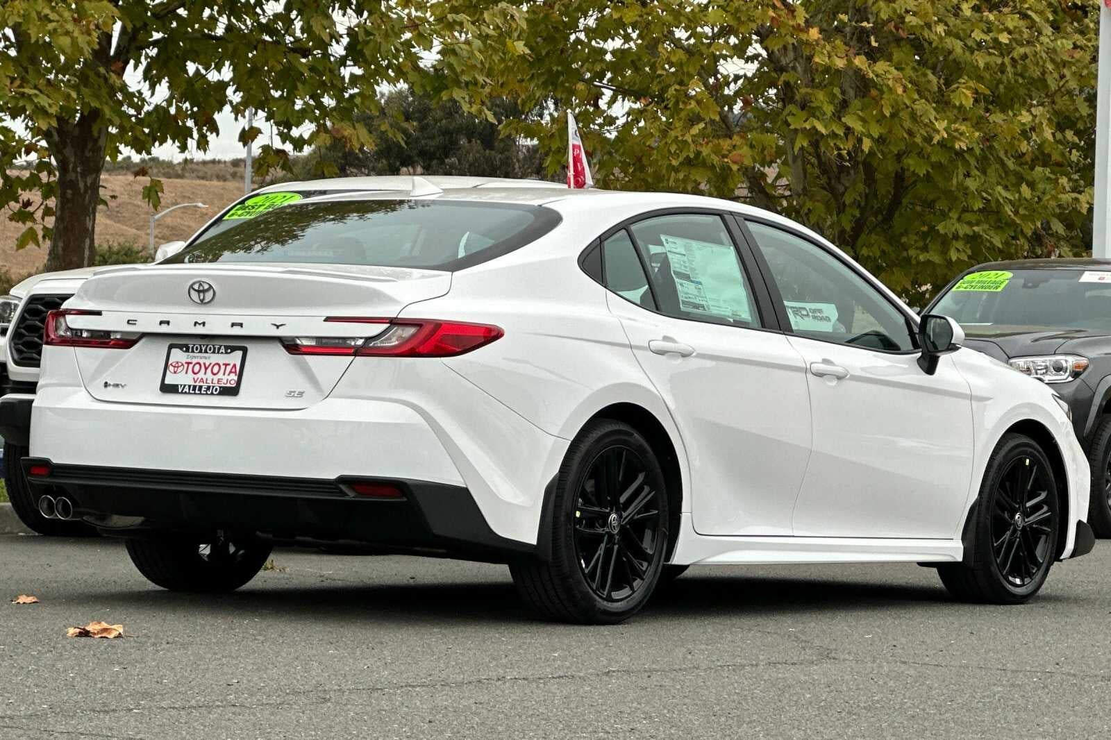 2026 Toyota Camry SE