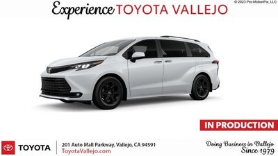 2026 Toyota Sienna Woodland Edition