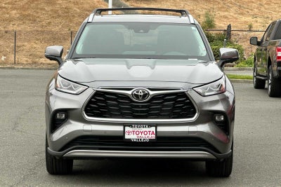 2026 Toyota Highlander Hybrid Platinum