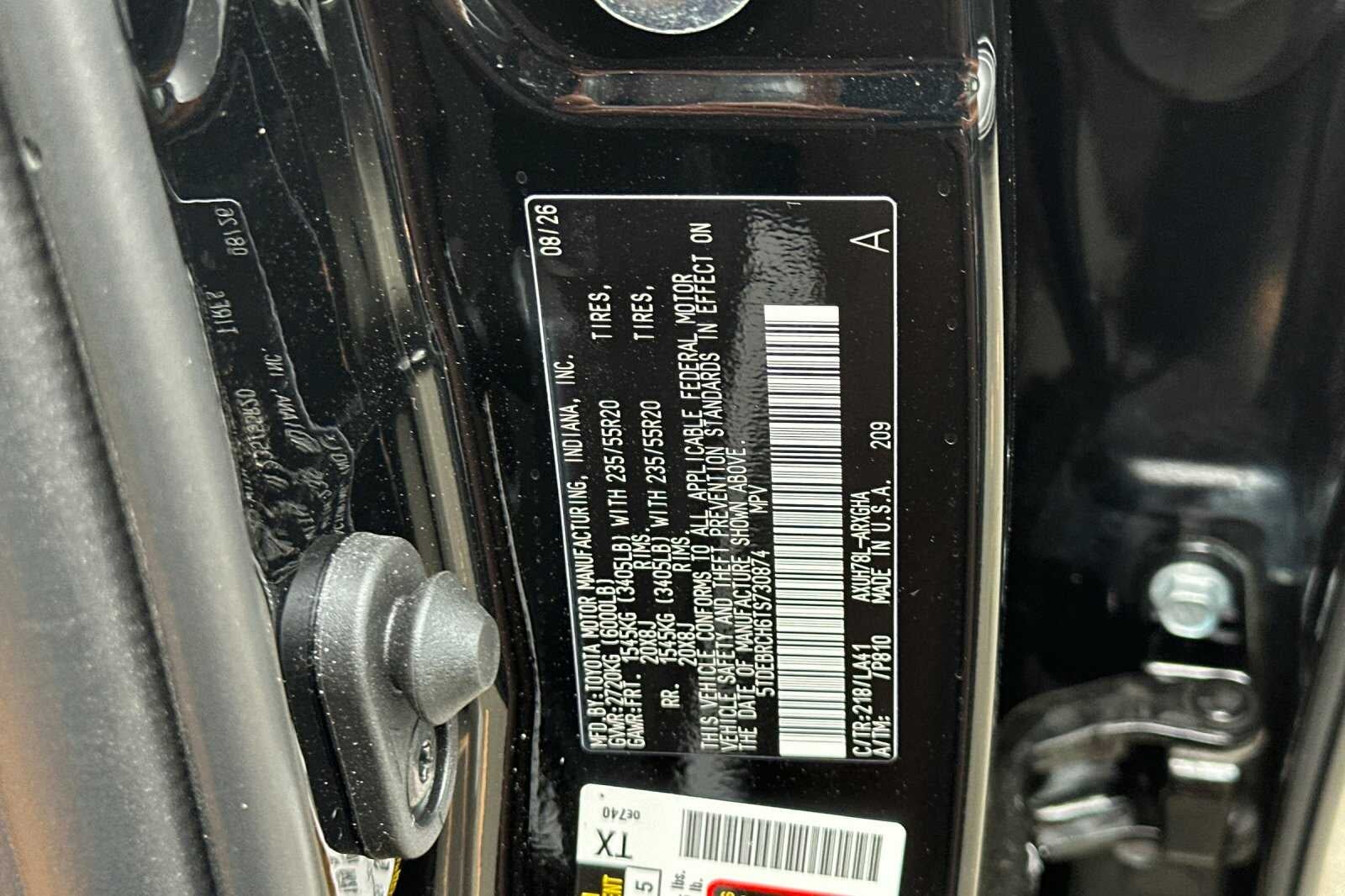 2026 Toyota Highlander Hybrid Platinum