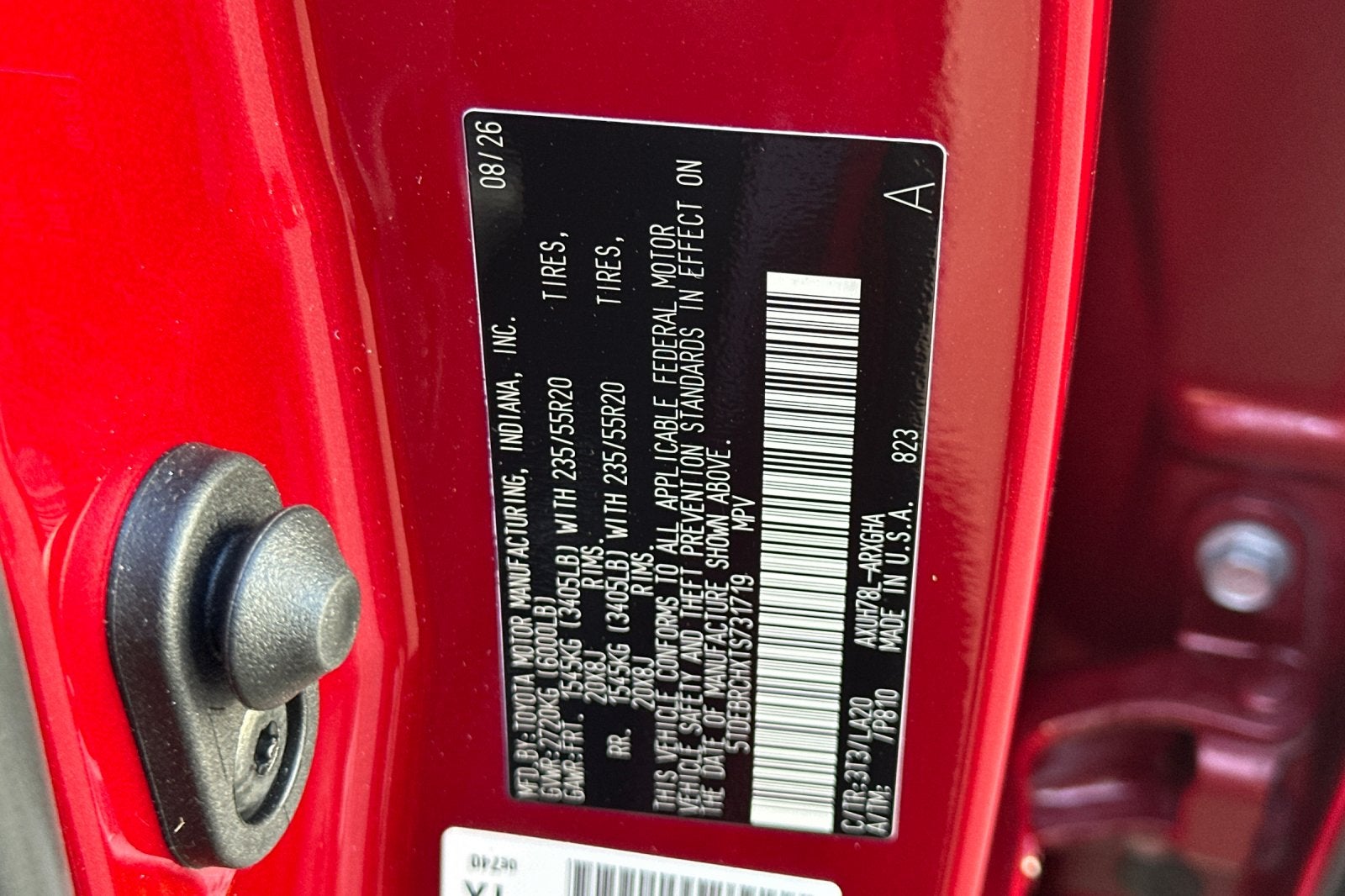 2026 Toyota Highlander Hybrid Platinum