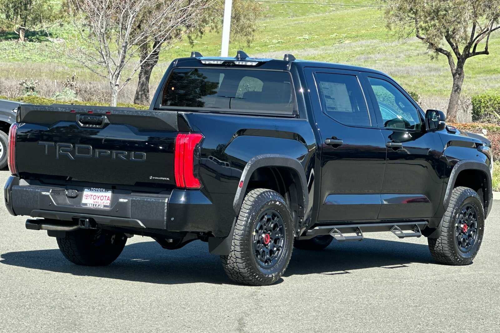 2026 Toyota Tundra i-FORCE MAX Tundra TRD Pro