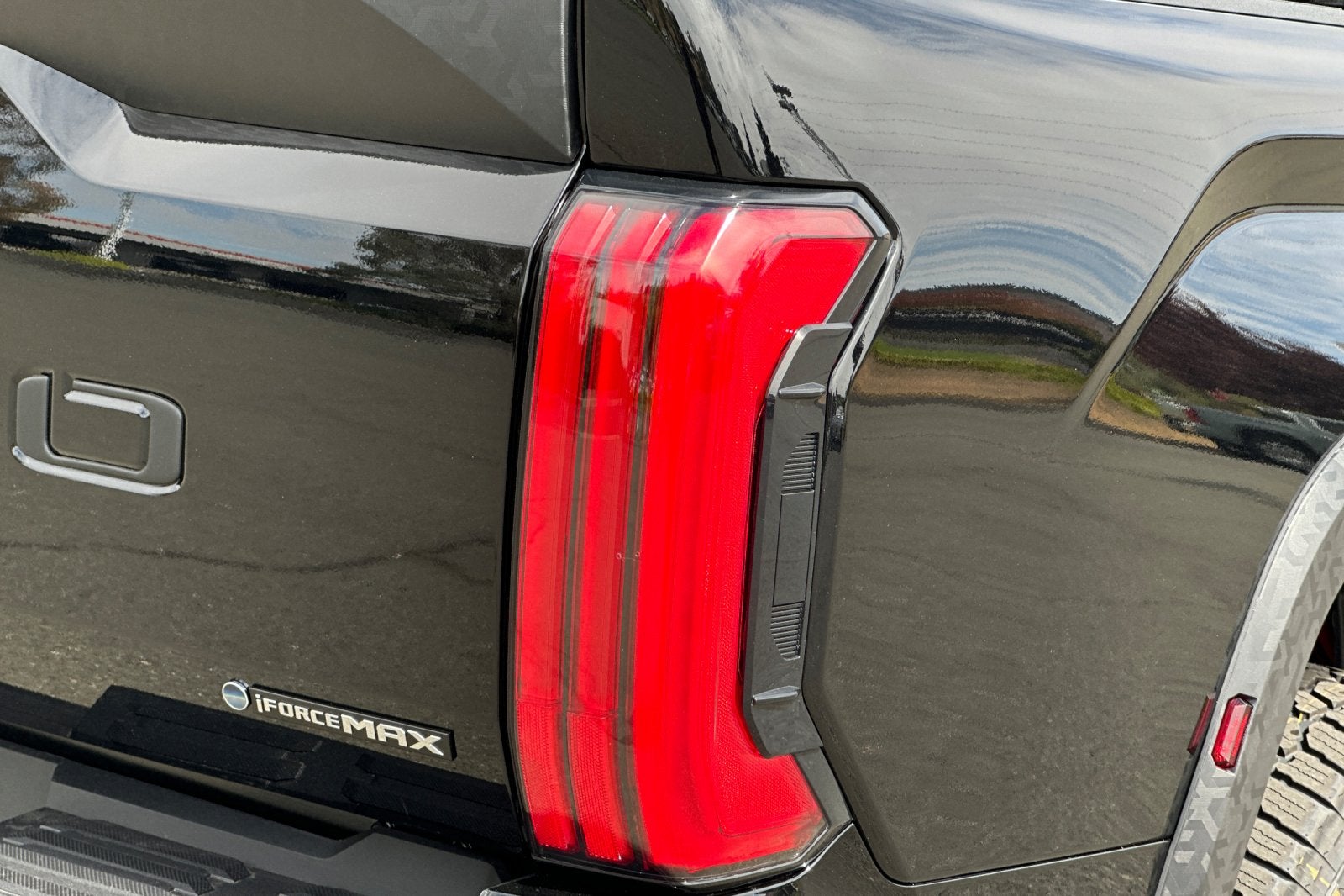 2026 Toyota Tundra i-FORCE MAX Tundra TRD Pro