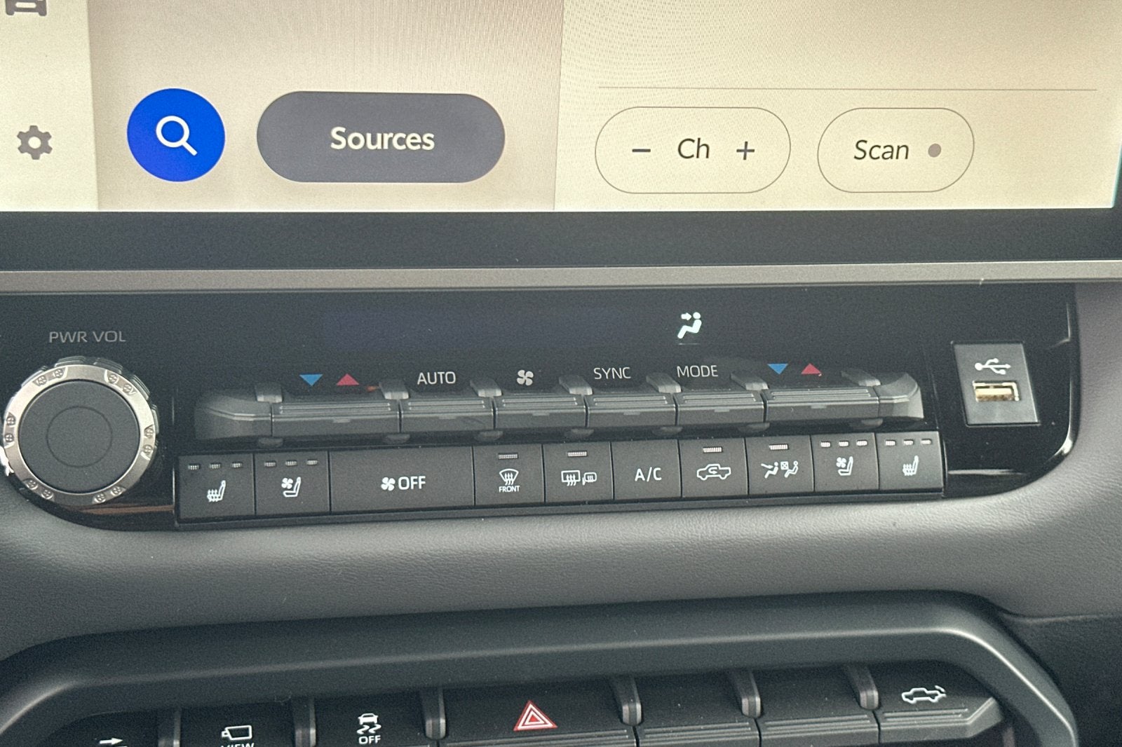 2026 Toyota Tundra i-FORCE MAX Tundra Capstone