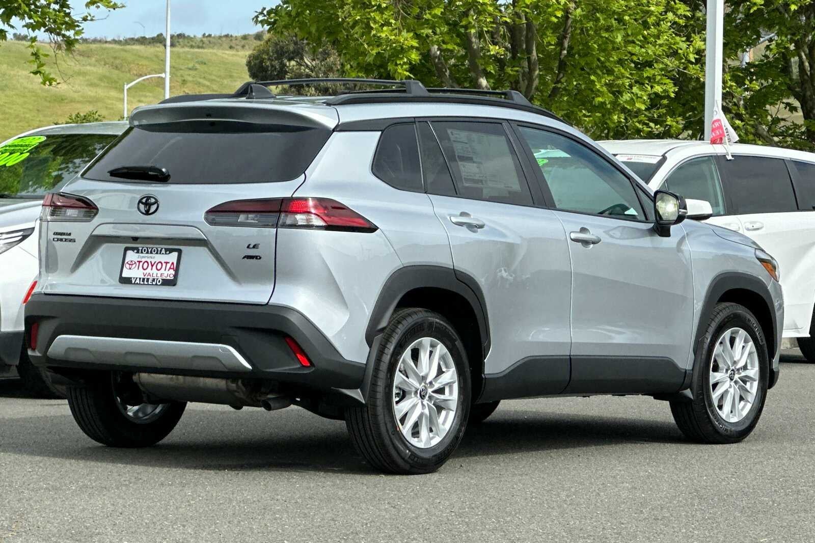 2026 Toyota Corolla Cross LE