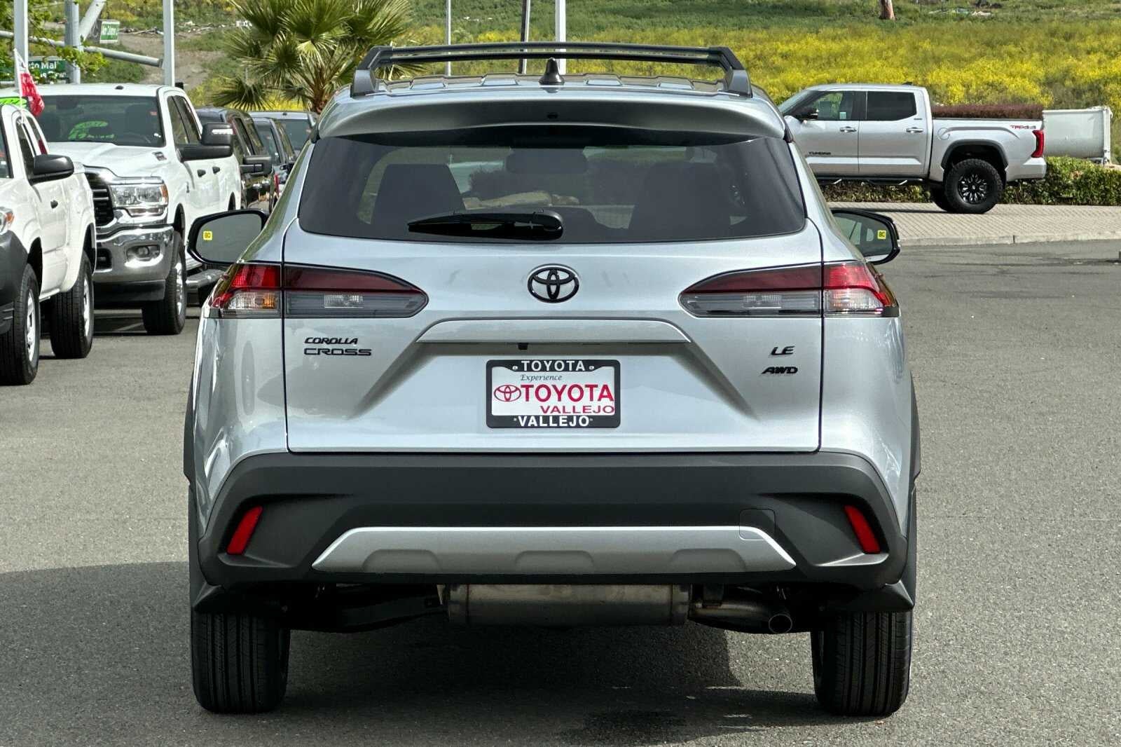 2026 Toyota Corolla Cross LE