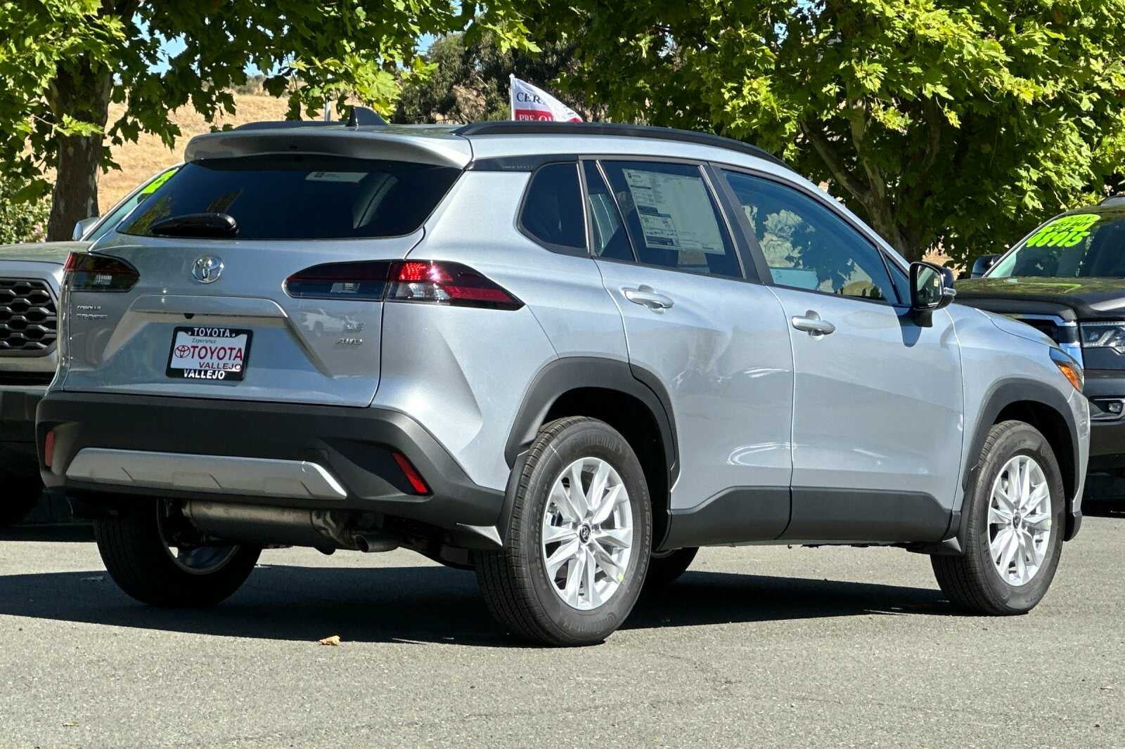 2026 Toyota Corolla Cross LE