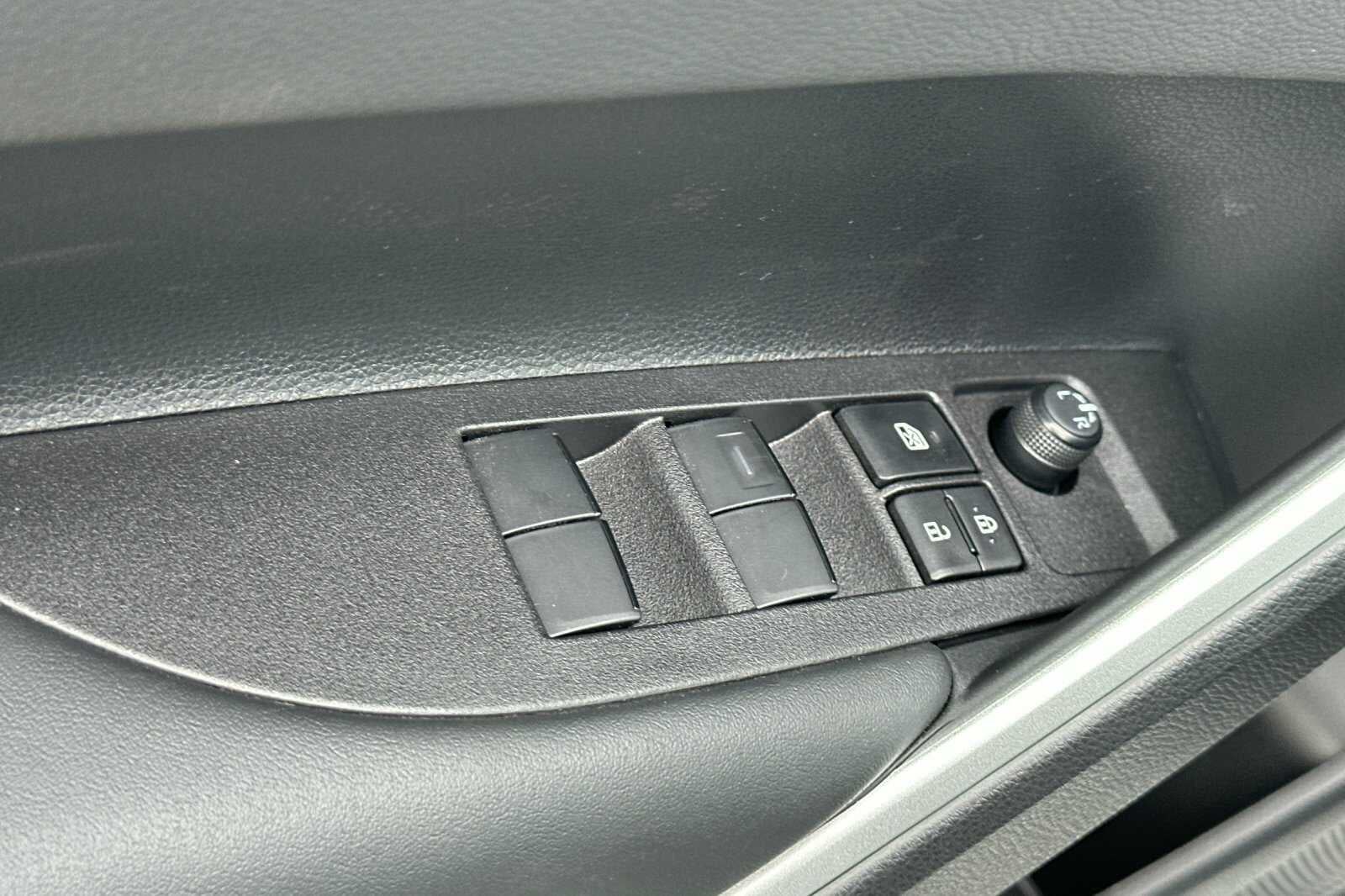 2026 Toyota Corolla Cross Hybrid XSE