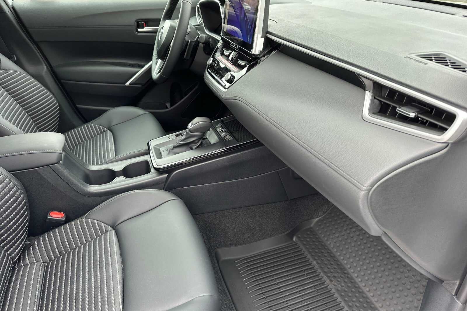 2026 Toyota Corolla Cross Hybrid XSE