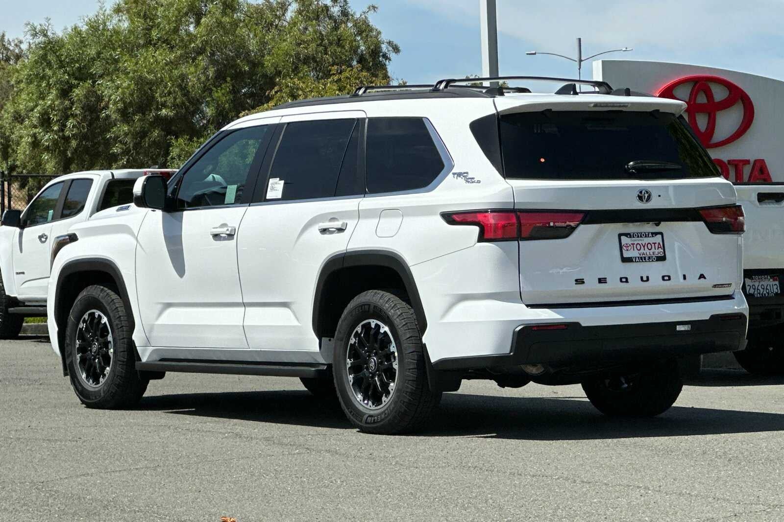 2026 Toyota Sequoia SR5
