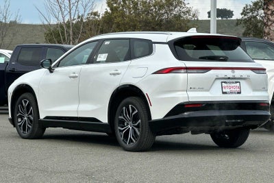 2026 Toyota Toyota Crown Signia XLE