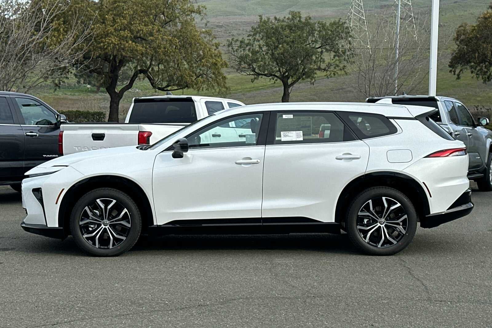 2026 Toyota Toyota Crown Signia XLE