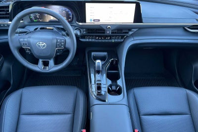 2026 Toyota Toyota Crown Signia Limited