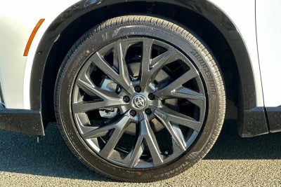 2026 Toyota Toyota Crown Signia Limited