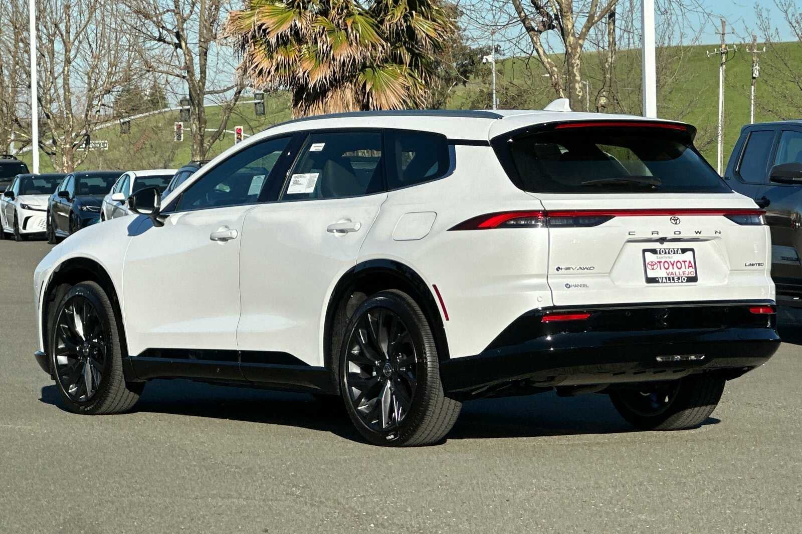 2026 Toyota Toyota Crown Signia Limited