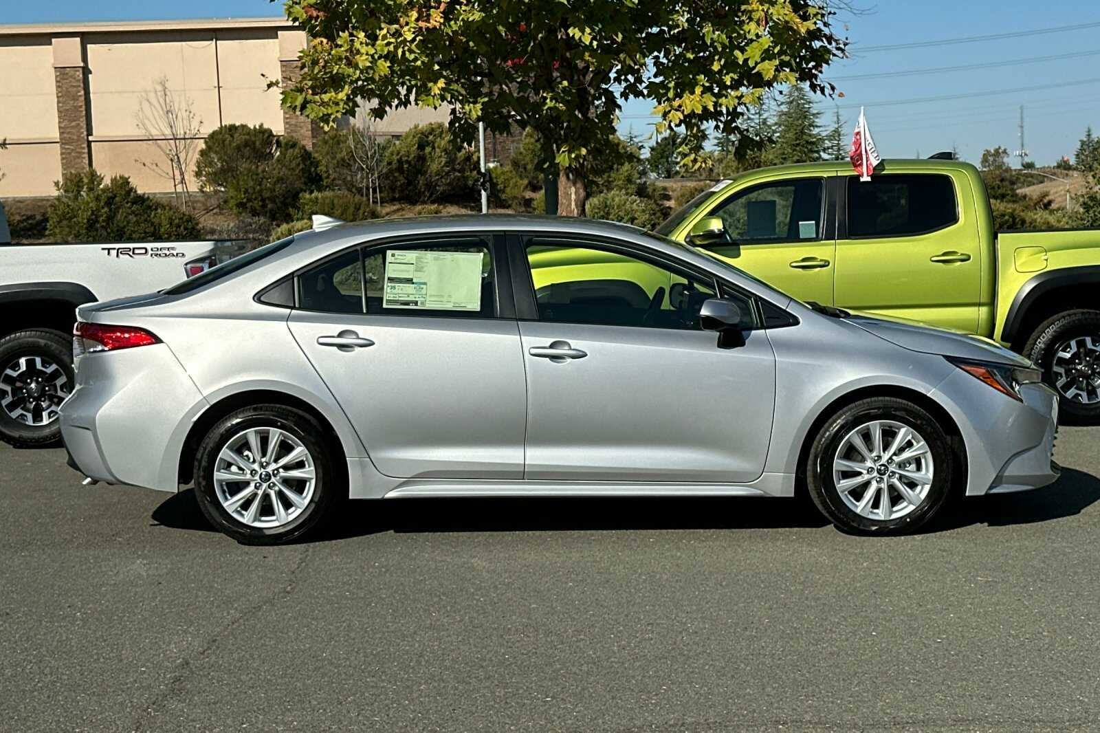 2027 Toyota Corolla LE