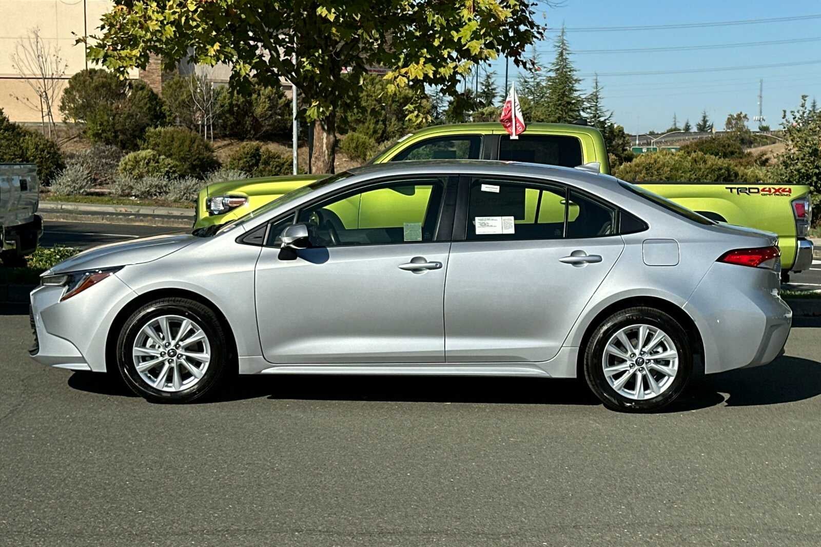 2027 Toyota Corolla LE