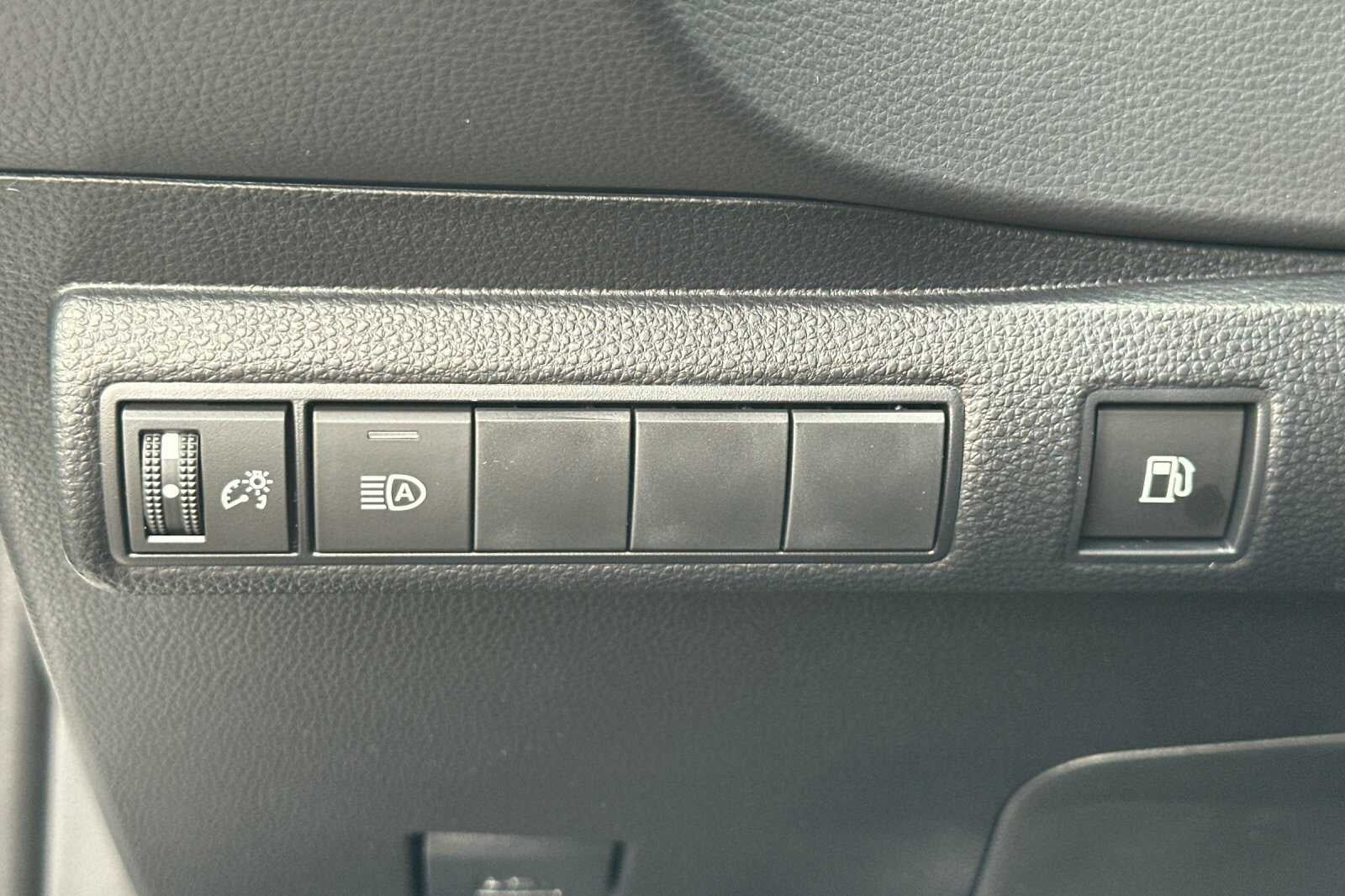 2027 Toyota Corolla Hybrid LE