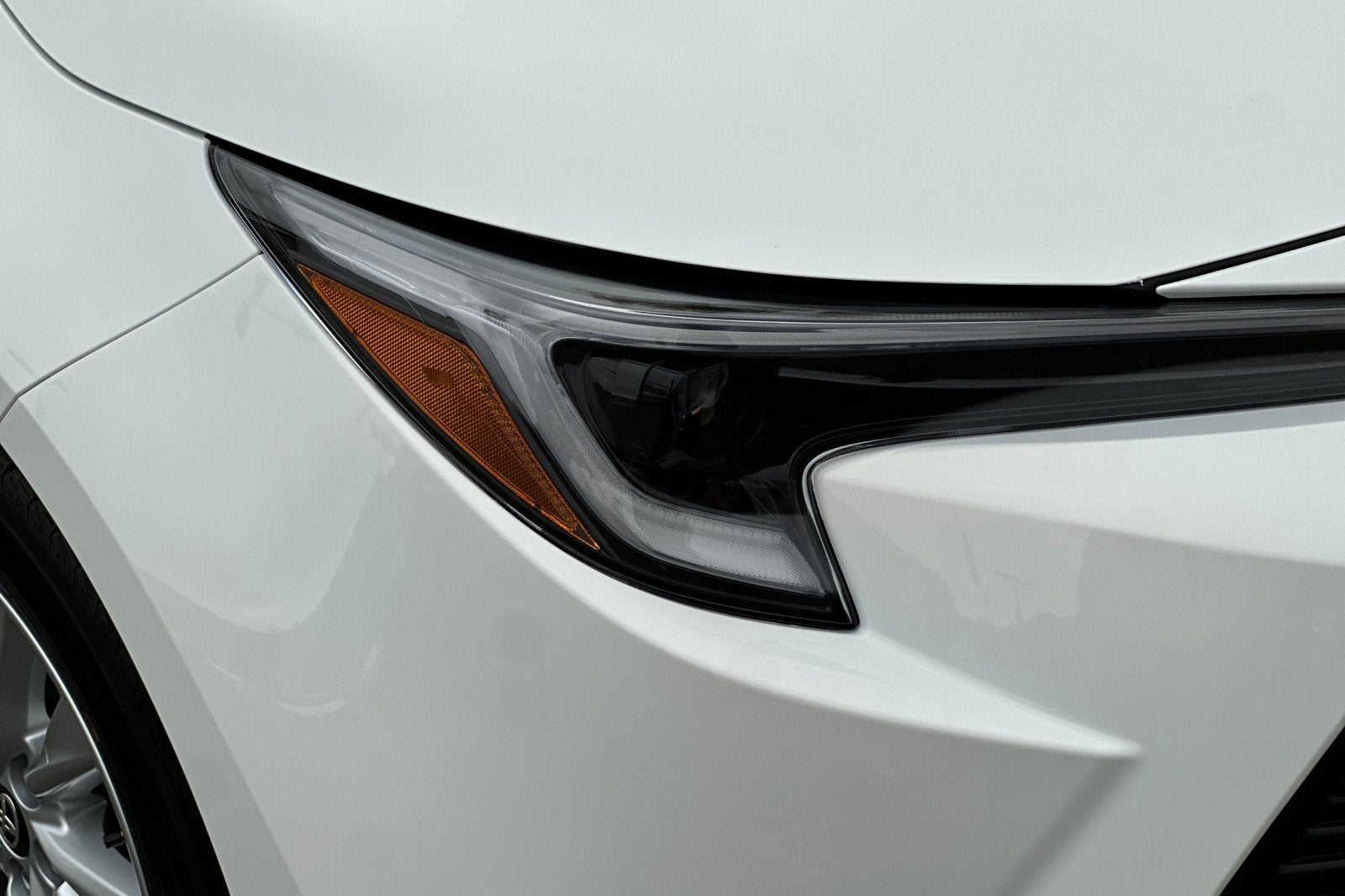 2027 Toyota Corolla Hybrid LE