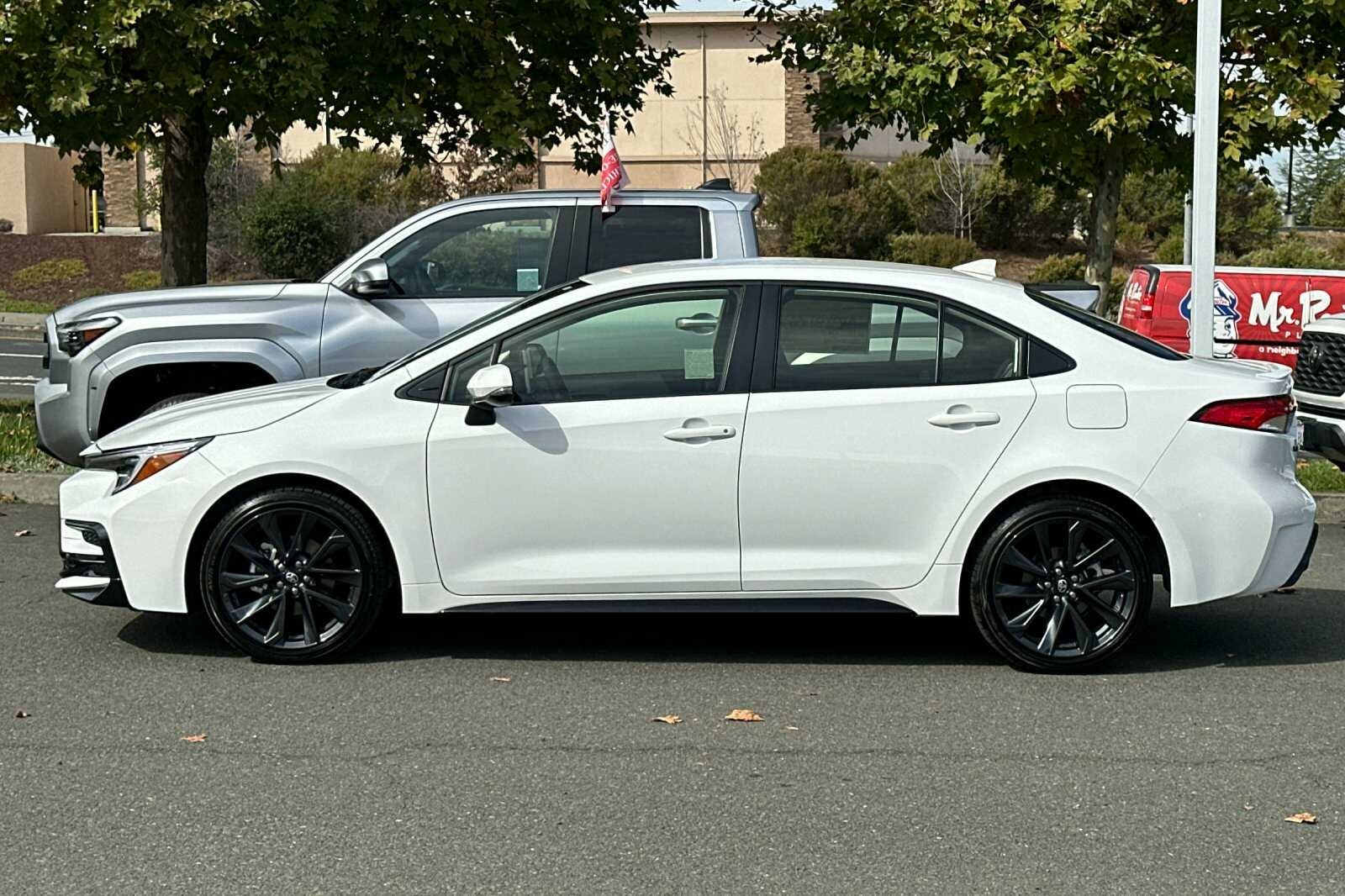 2027 Toyota Corolla SE
