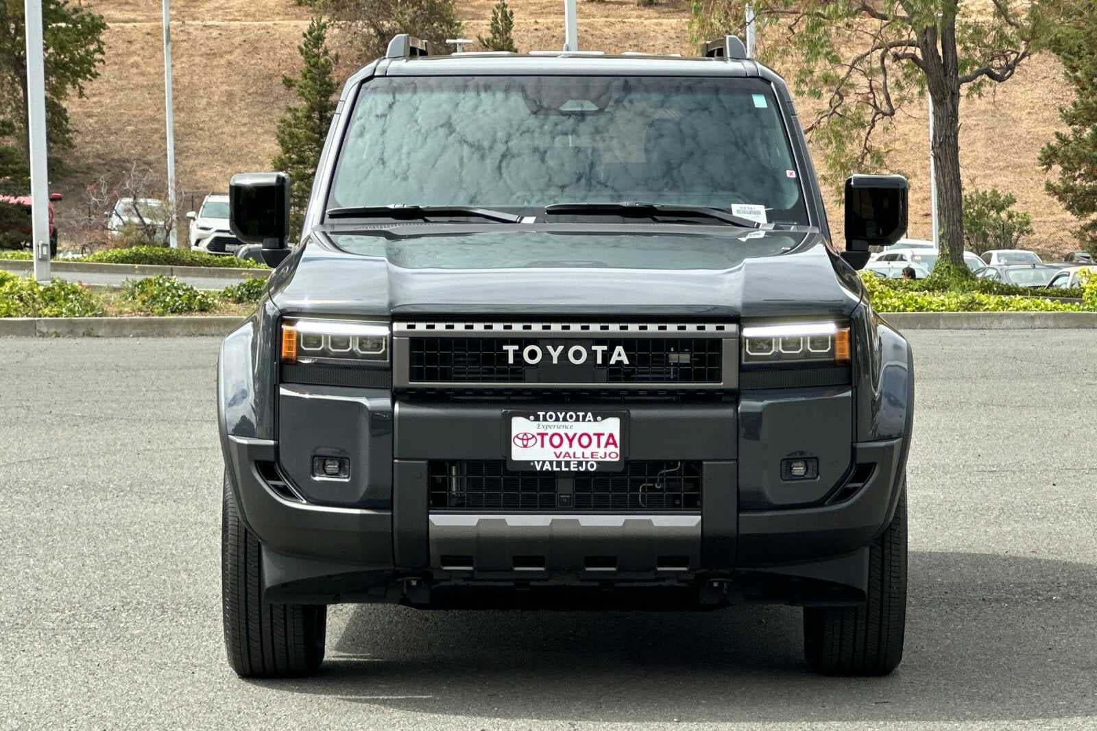 2027 Toyota Land Cruiser Base