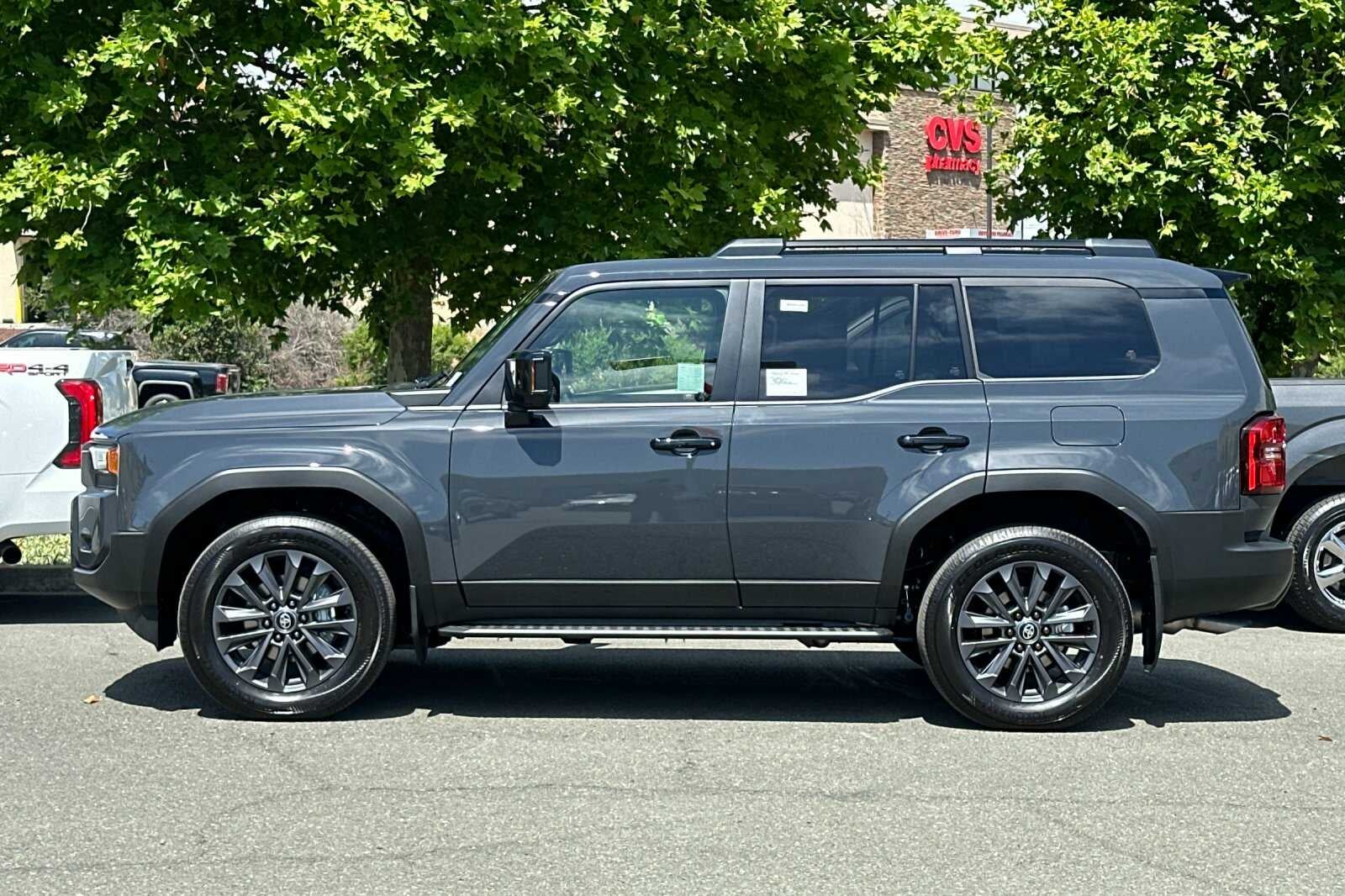 2027 Toyota Land Cruiser Base