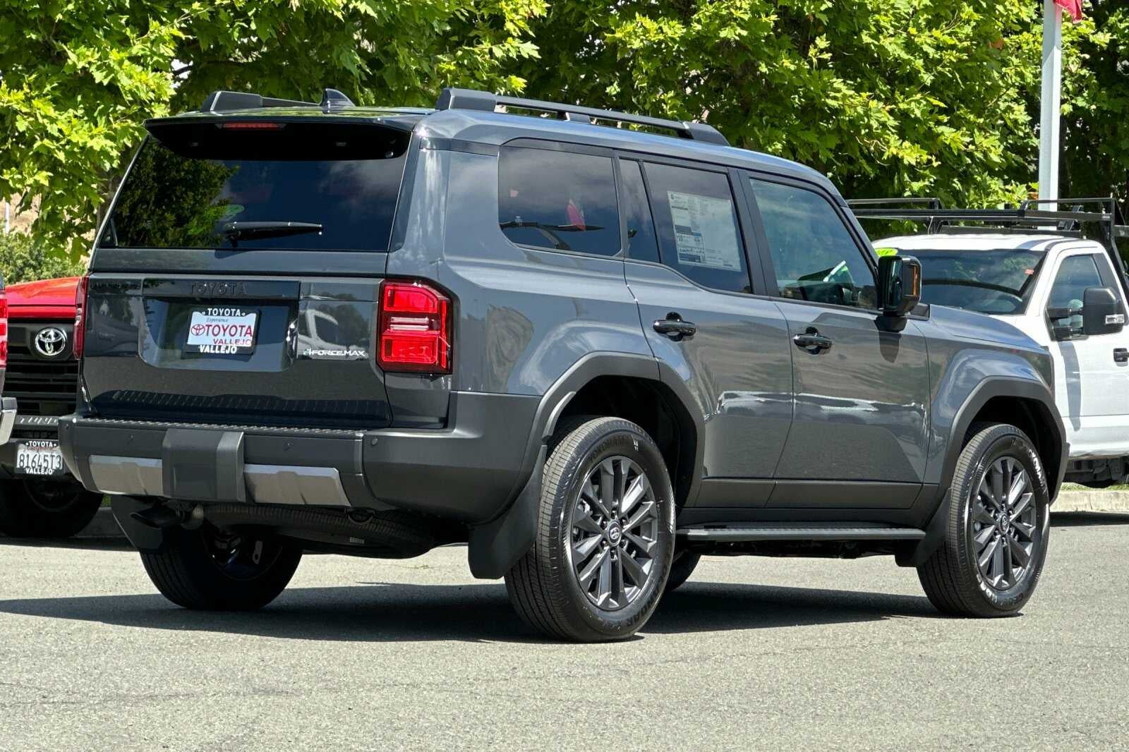 2027 Toyota Land Cruiser Base