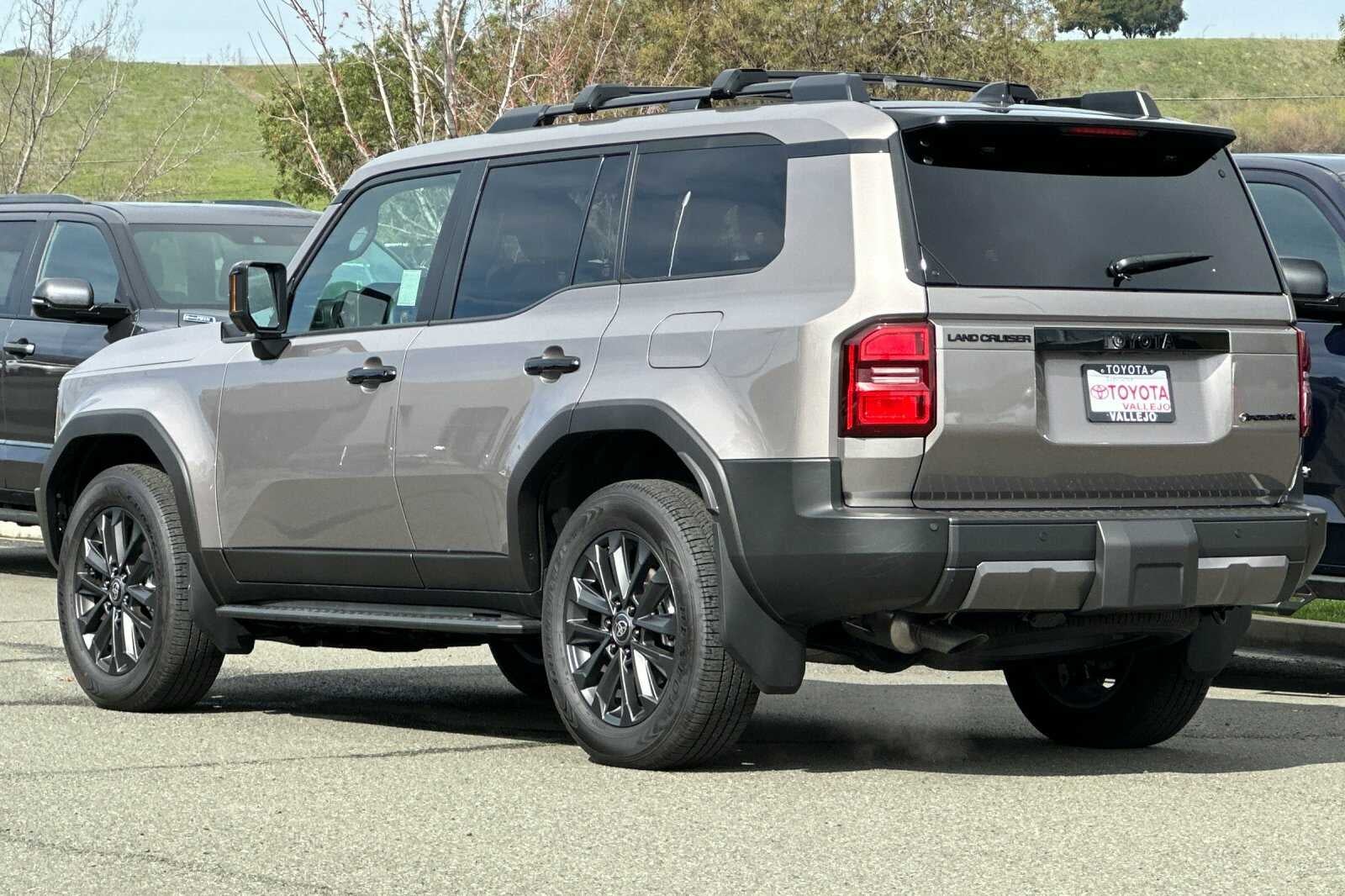 2026 Toyota Land Cruiser Base