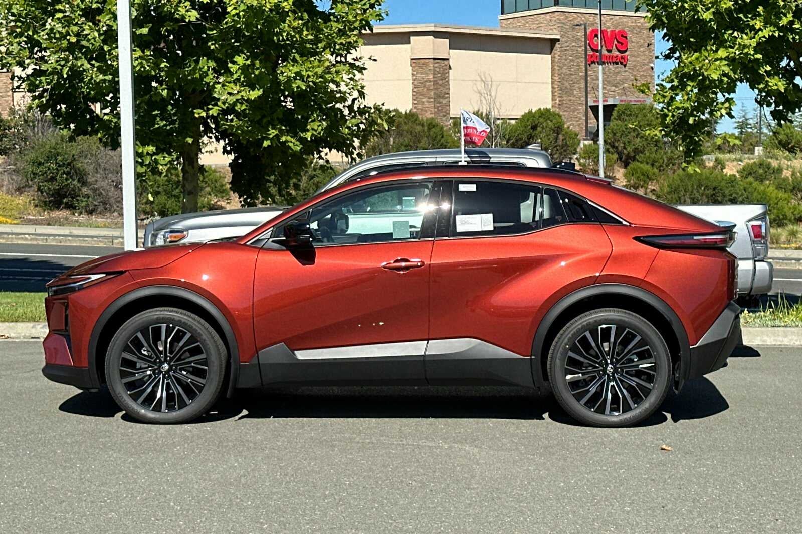 2026 Toyota C-HR XSE