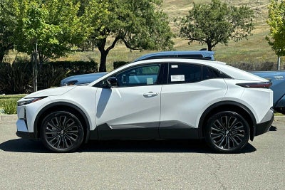2026 Toyota C-HR XSE