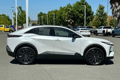 2026 Toyota C-HR XSE