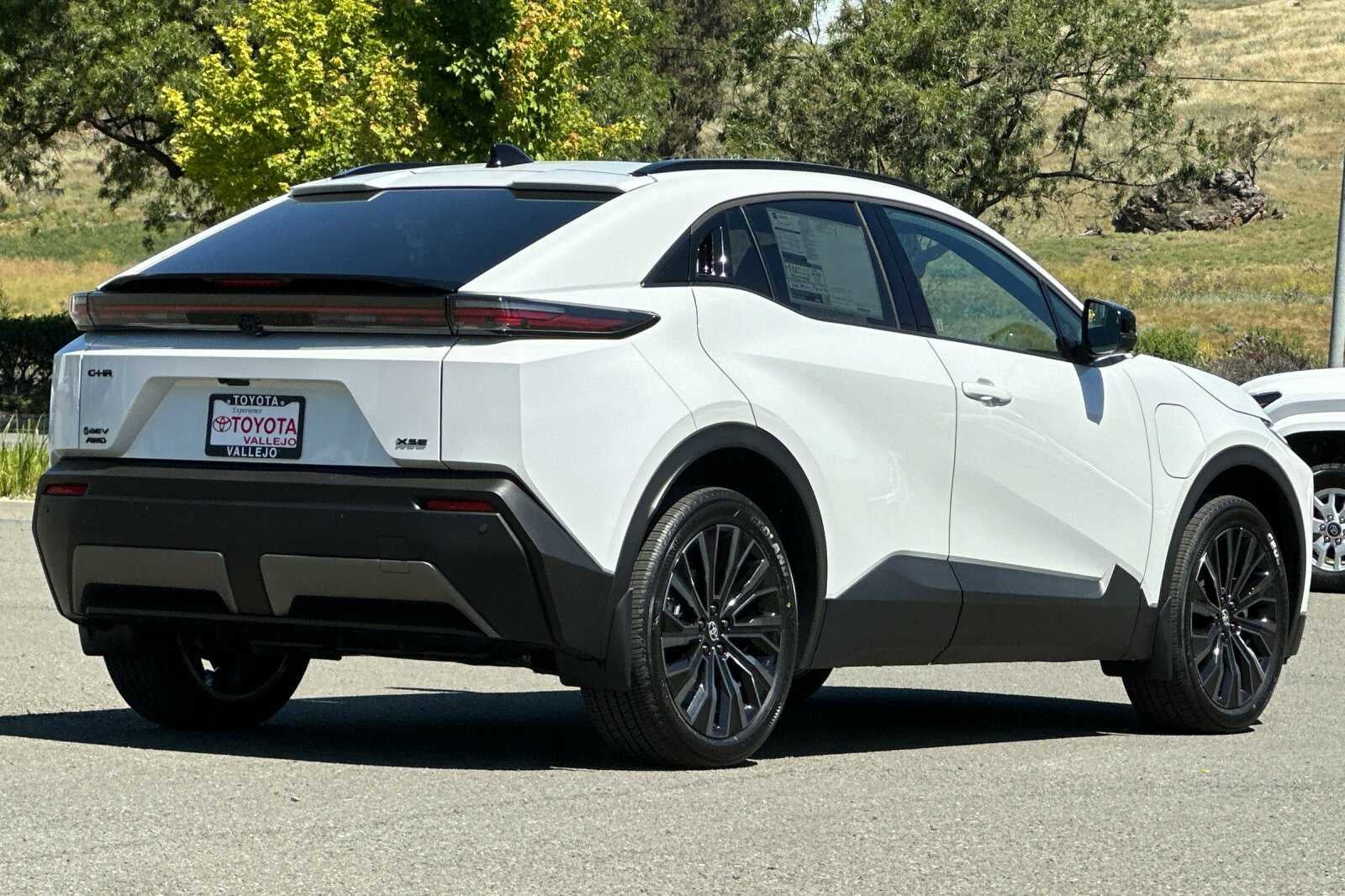 2026 Toyota C-HR XSE