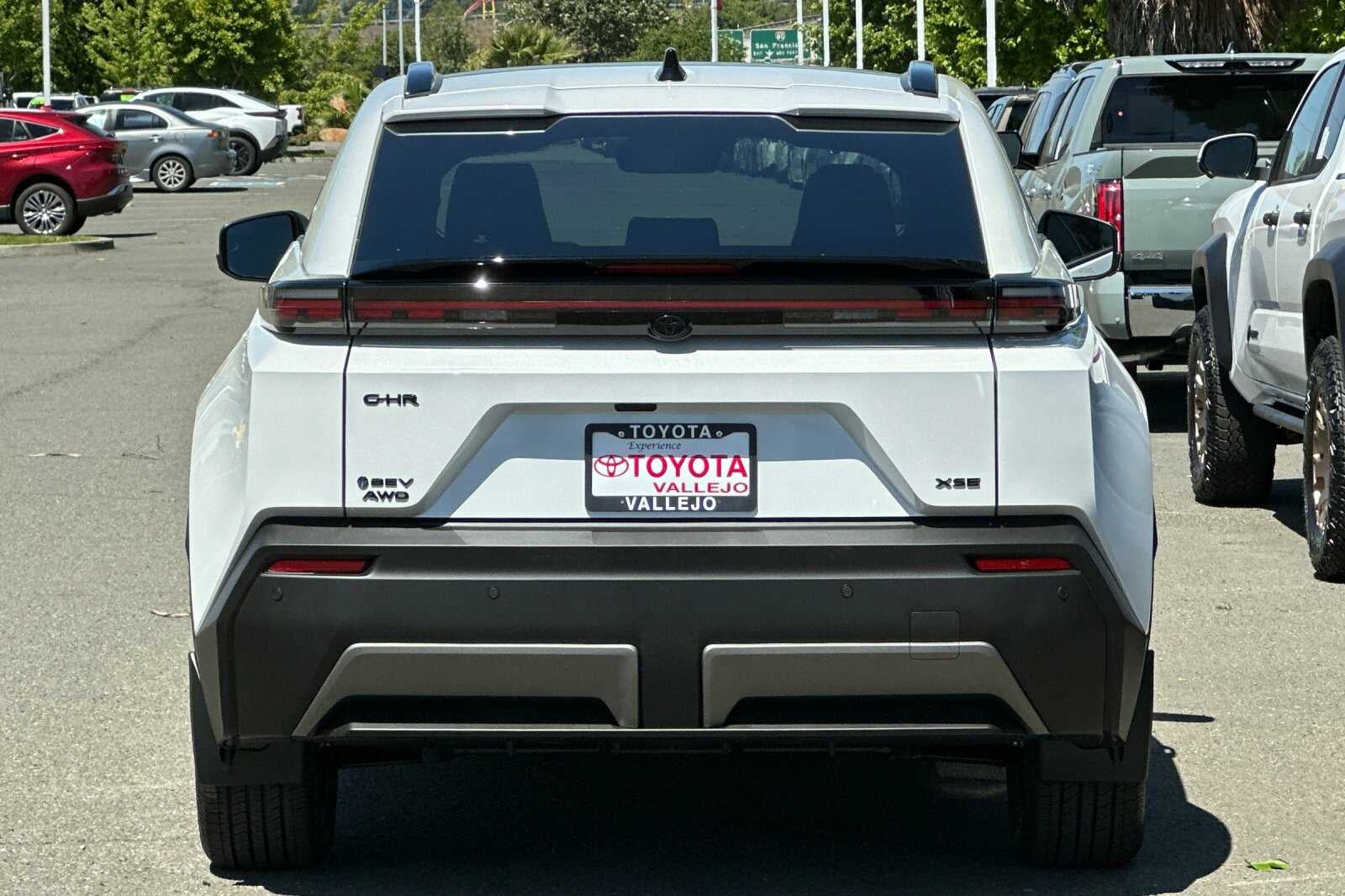 2026 Toyota C-HR XSE
