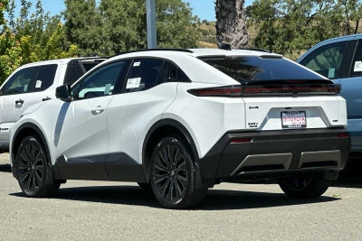 2026 Toyota C-HR XSE