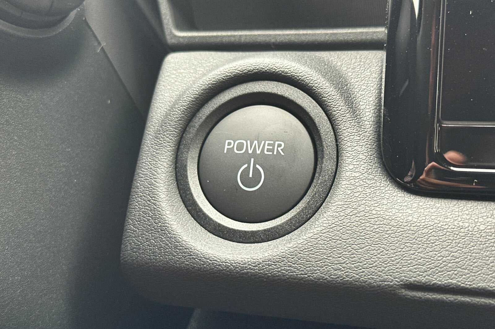 2026 Toyota C-HR XSE